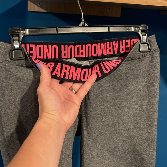 Underarmour leggings, light gray with foldable waist band - Picture 3 of 4